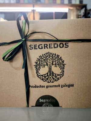 CAJA DE CARTÓN CON TAPA "SEGREDOS" PEQUEÑA