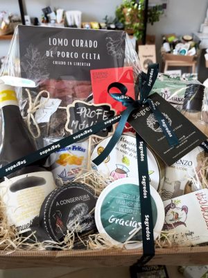 CESTA REGALO PERSONALIZADA