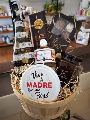 CESTA REGALO PERSONALIZADA